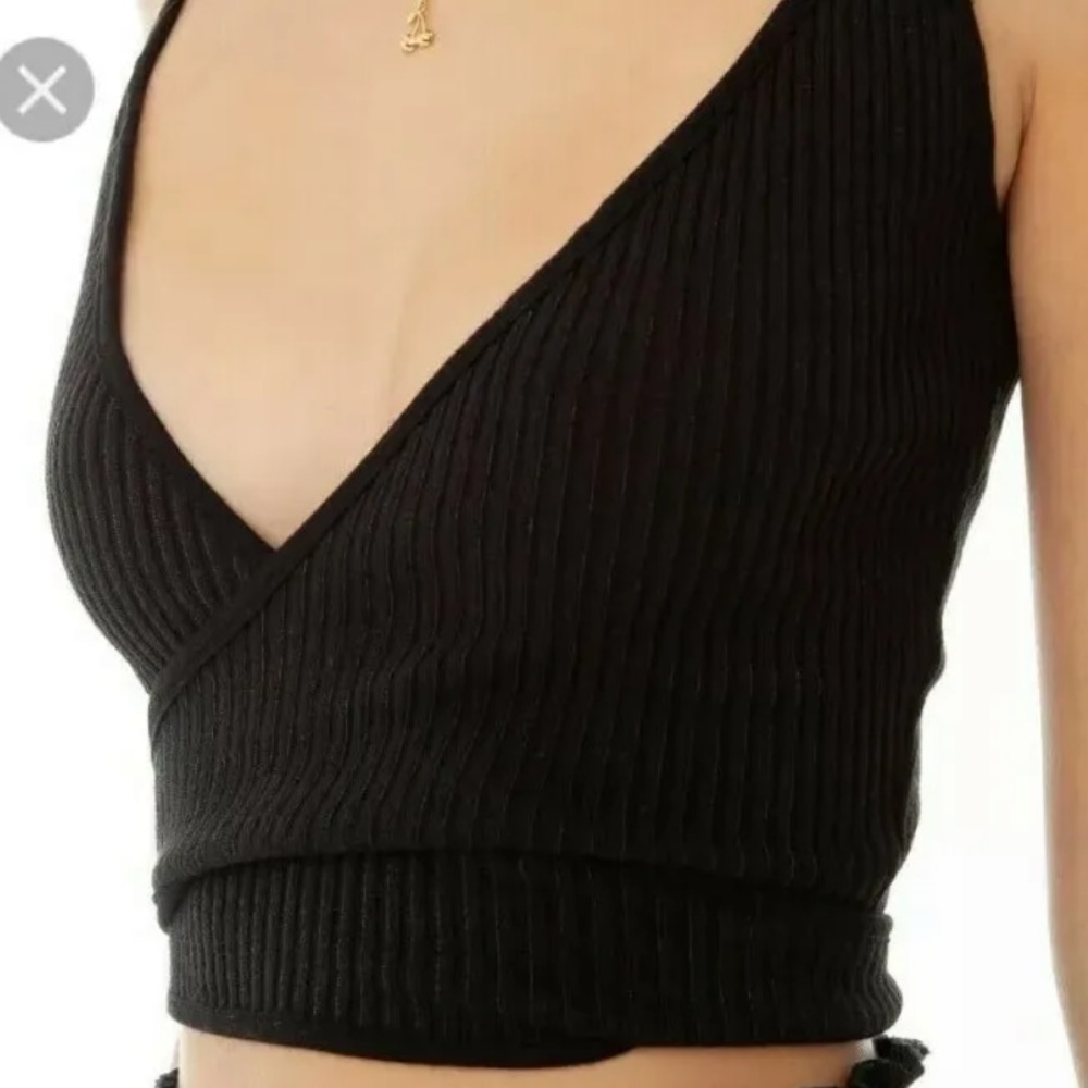 Are You Am I black wrap tank